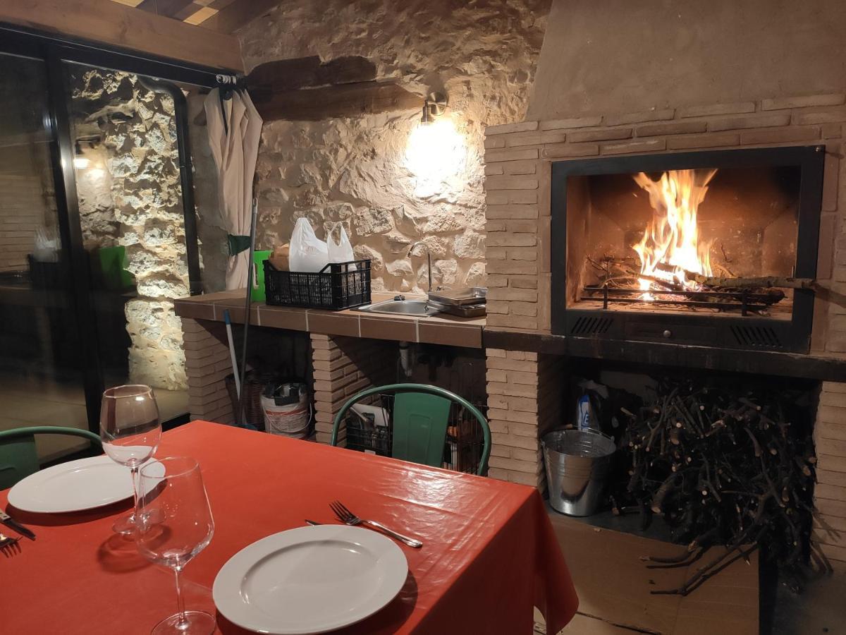 Casa Rural Sierra Del Solorio Iruecha ภายนอก รูปภาพ